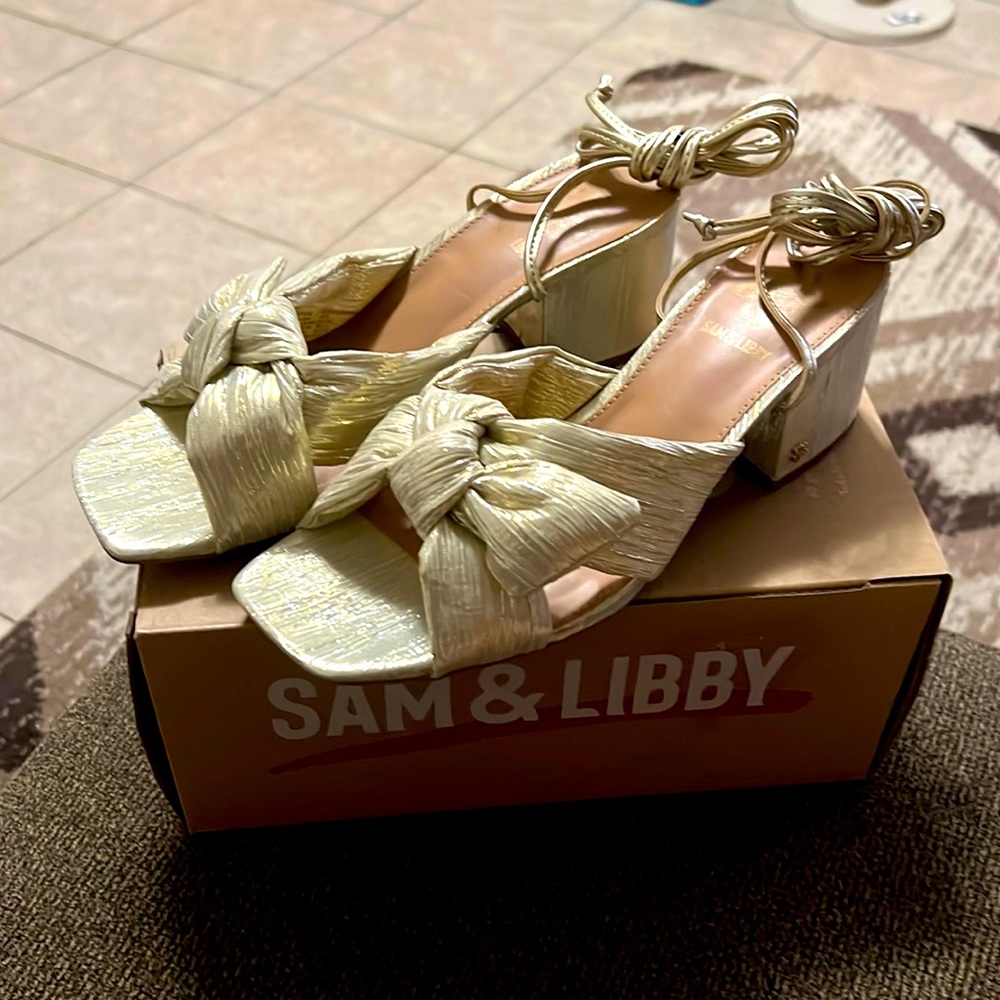 Sam & Libby Womens GLDLEF Size 8